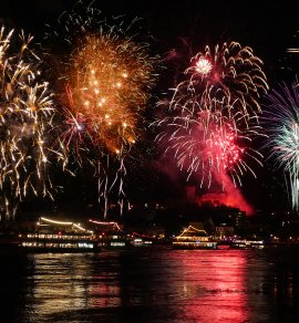 Trier - Silvester auf der Mosel - Feuerwerk © ©Fotolia