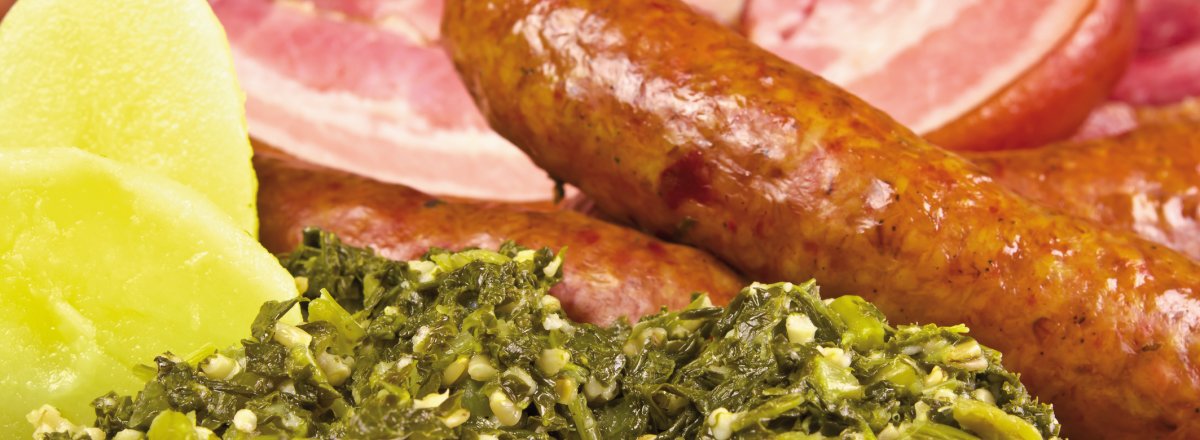 Grünkohl mit Speck und Mettwurst © Darius Dzinnik - fotolia.com
