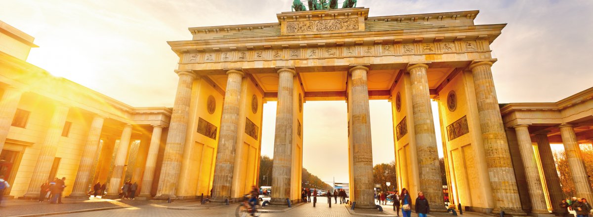 Brandenburger Tor, Berlin © sborisov - stock.adobe.com