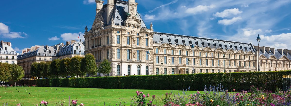 Louvre in Paris © Sailorr-fotolia.com