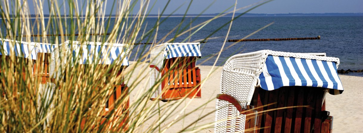 Strandkörbe auf Rügen © pixabay.com/enricostueber