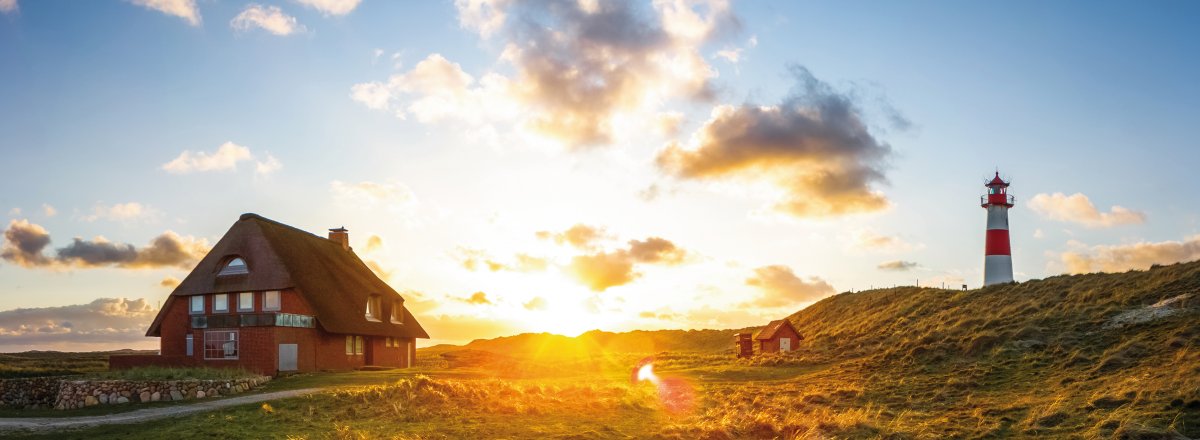 Haus am Ellenbogen in Sylt © Sina Ettmer-stock.adobe.com