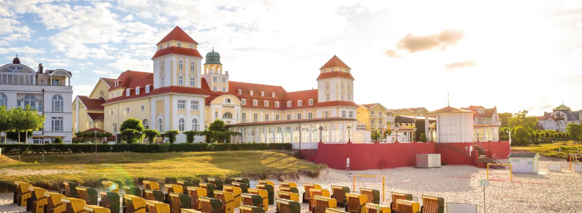 Kurhaus Binz © Sina Ettmer-stock.adobe.com