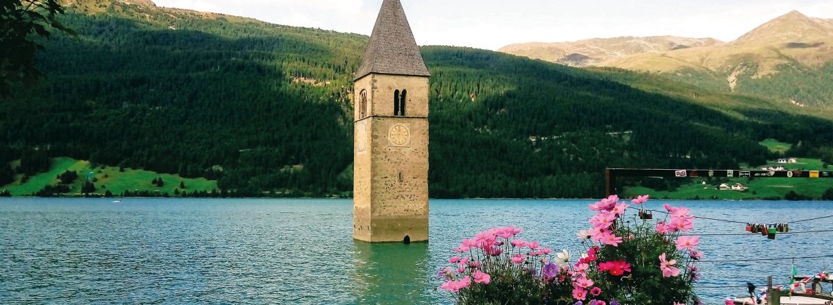 Kirchturm im Reschensee © pixabay.com(TorstenBraun