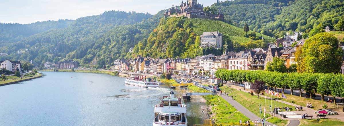 Cochem mit der Reichsburg © mh90photo-fotolia.com