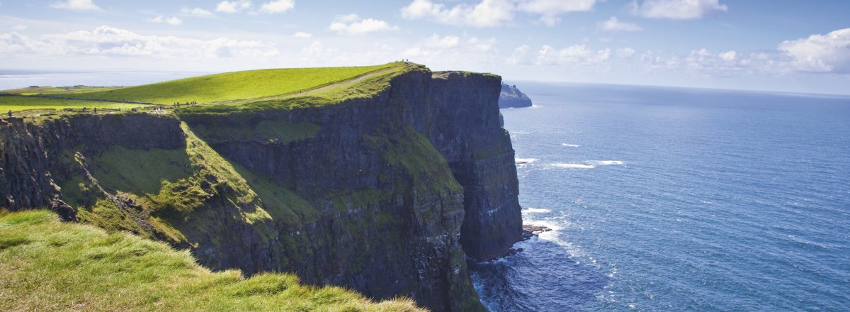 Cliffs of Moher © luca fabbian-fotolia.com