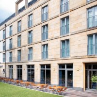 &copy; Holiday Inn Express 