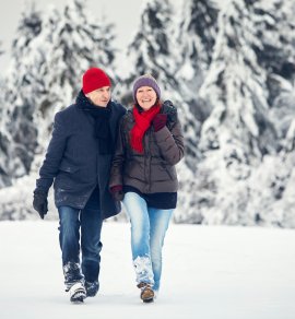 Winterspaziergang &copy; upixa - stock.adobe.com