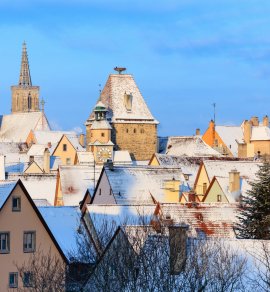 Rothenburg o.T. - Winterpanorama &copy; lena_serditova - stock.adobe.com